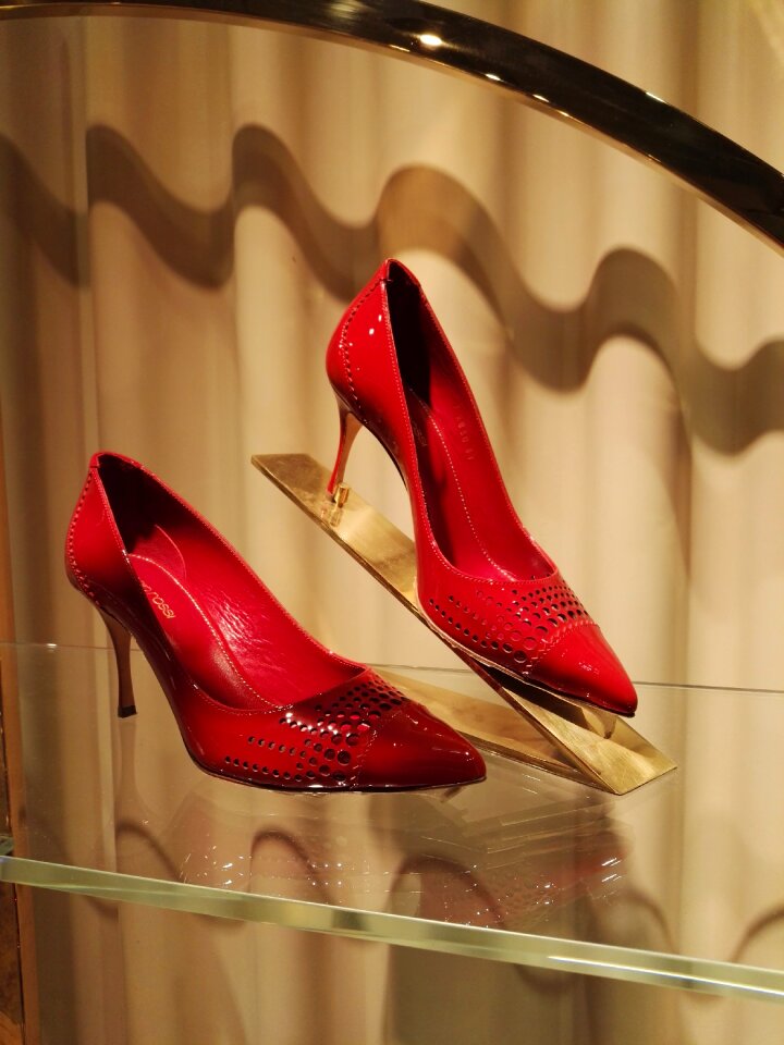 Beijing guildford grass red high heels