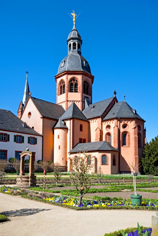 Basilica einhard basilica historic center