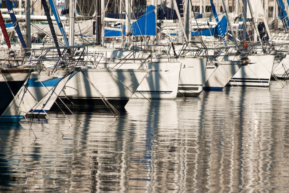 Reflection sea marseille
