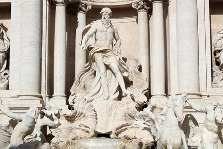 Italy trevi statue