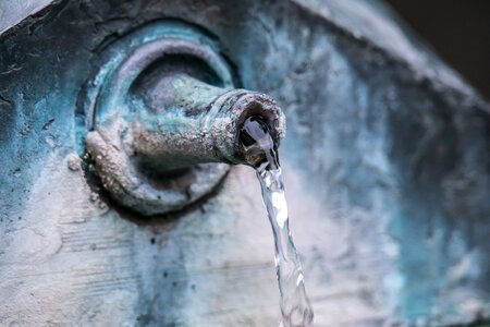 Ray water fountain water feature photo