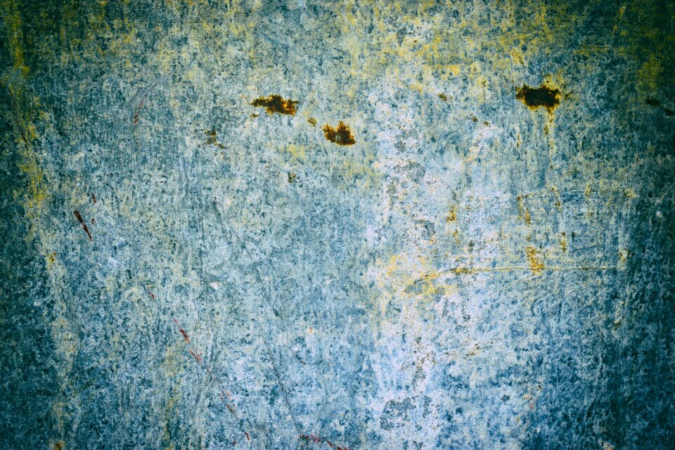 Corrosion decorative structure