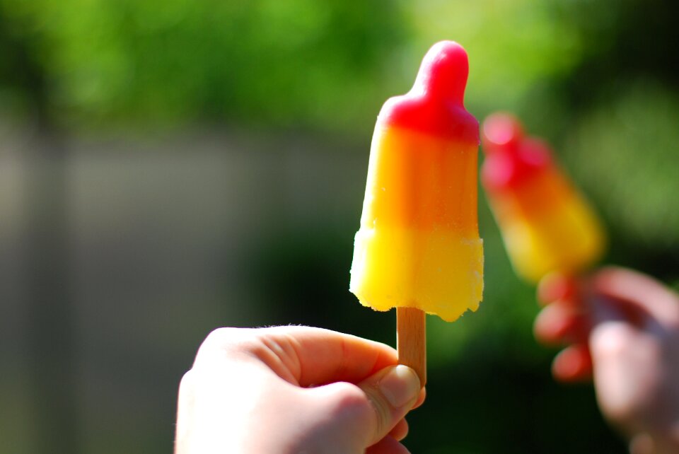 Ice lolly play rocket