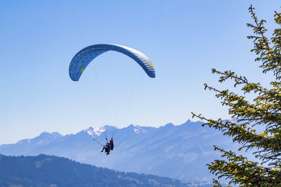 Sailor glide glider mountains