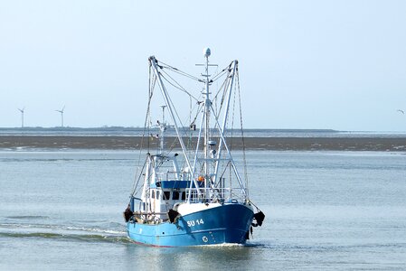 Port fishing vessel sea photo