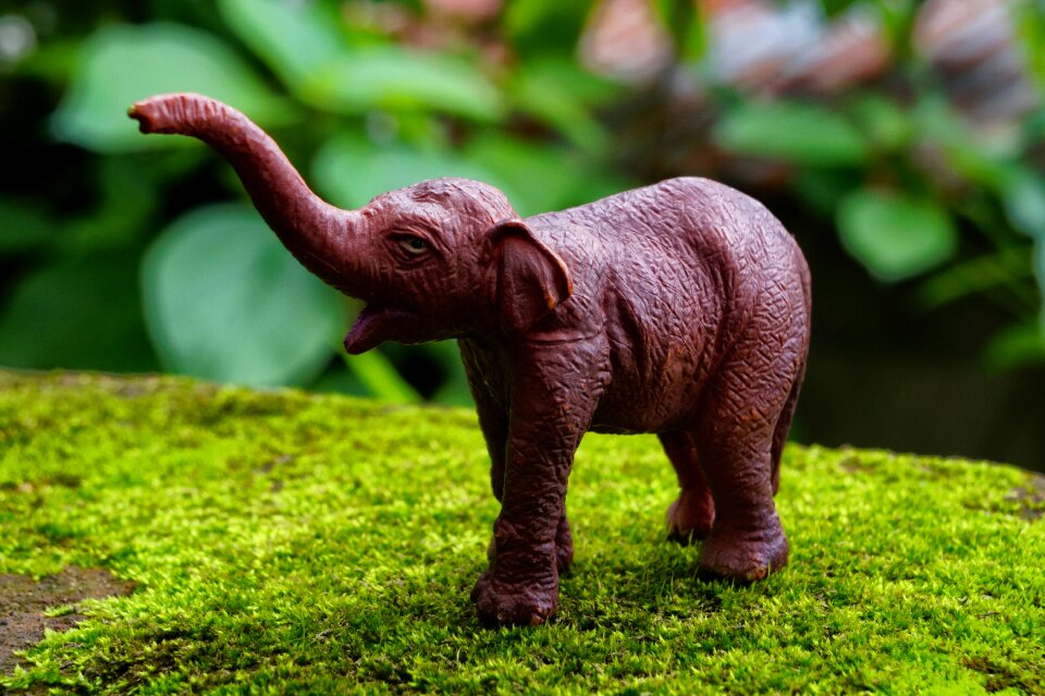 Grass wild animal toy