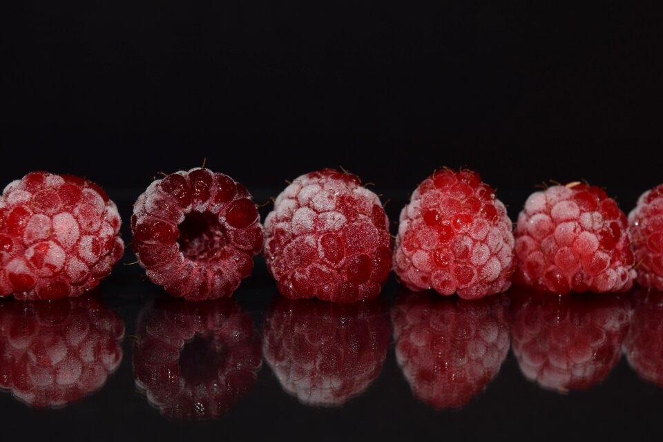 Close up mirroring red