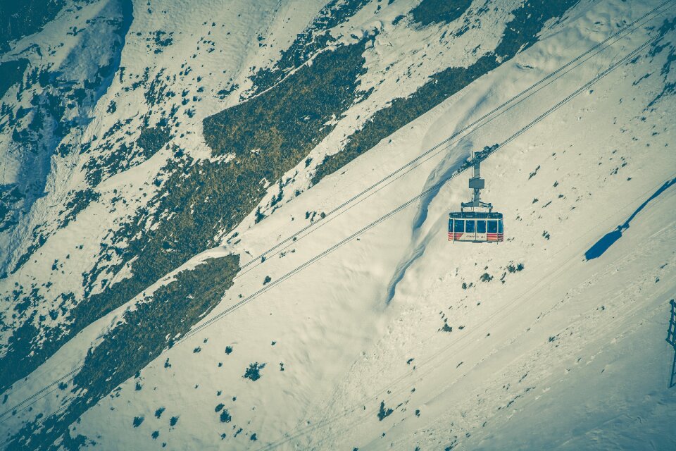 Skiing alpine winter