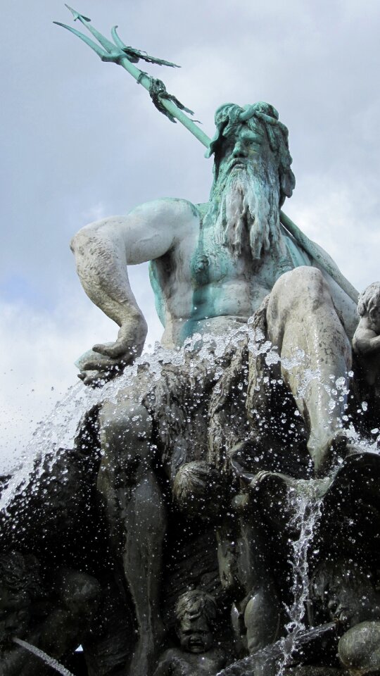 Fountain neptune trident