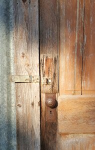 Wooden rusty lock photo