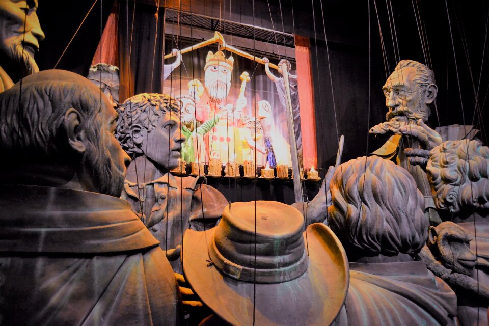 Puppets puppetry show