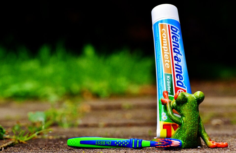 Brushing teeth hygiene clean