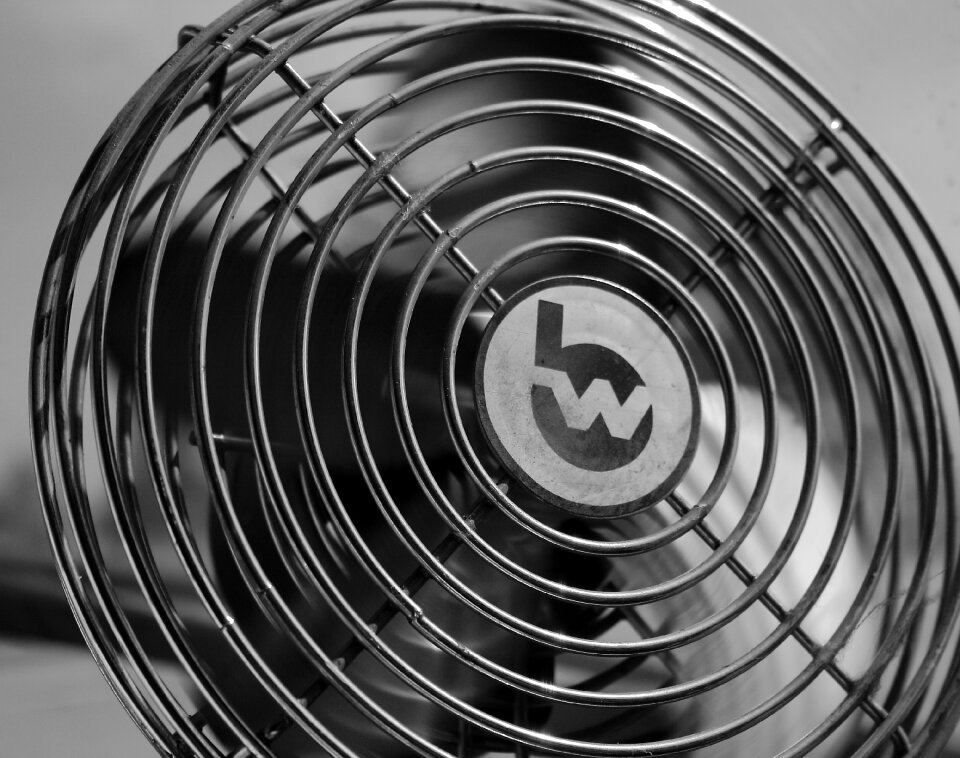 Cooling device wind