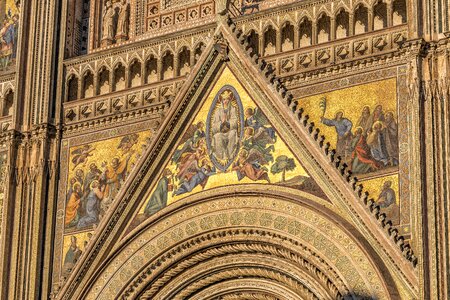 Detail italy gothic