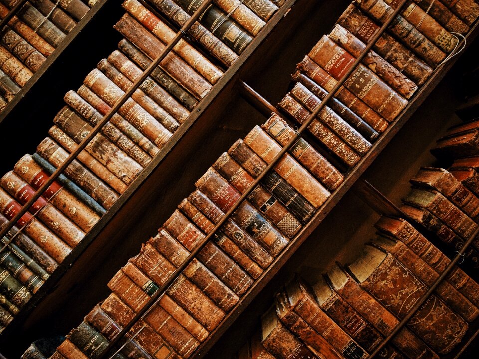 Collection encyclopedia library