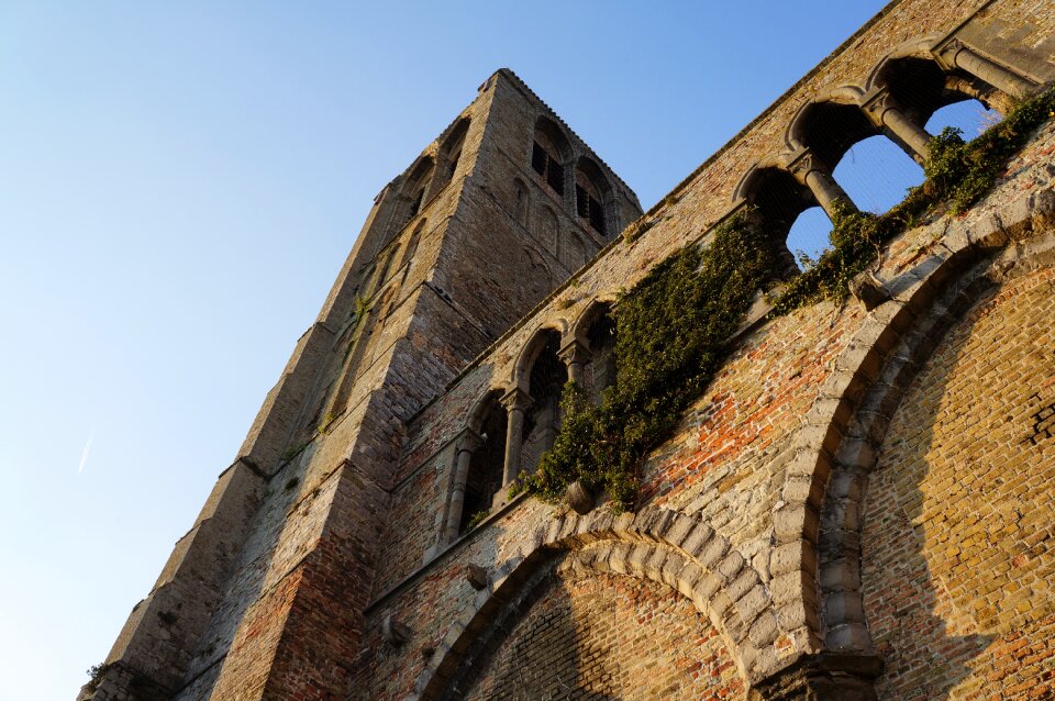 Old perspective ruins photo