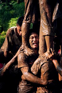 Indonesian climb game