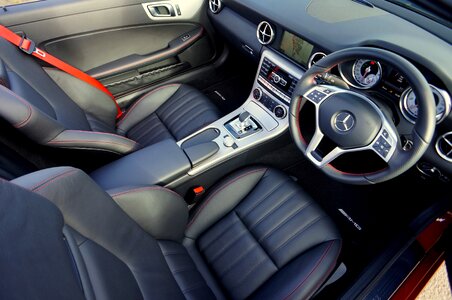 Benz motor luxury