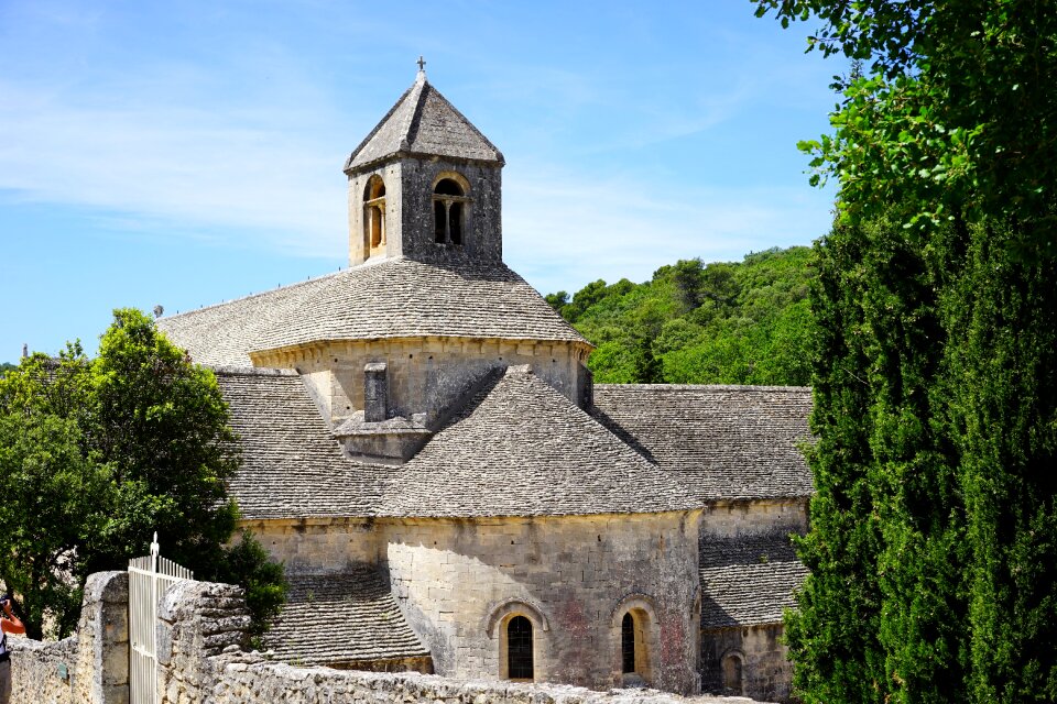 Notre dame de sénanque the order of cistercians gordes