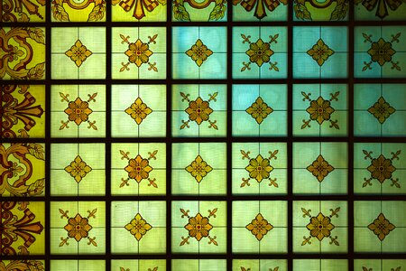 Color glass blue
