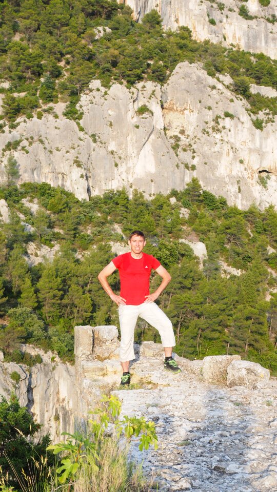 Self-conscious wanderer hike