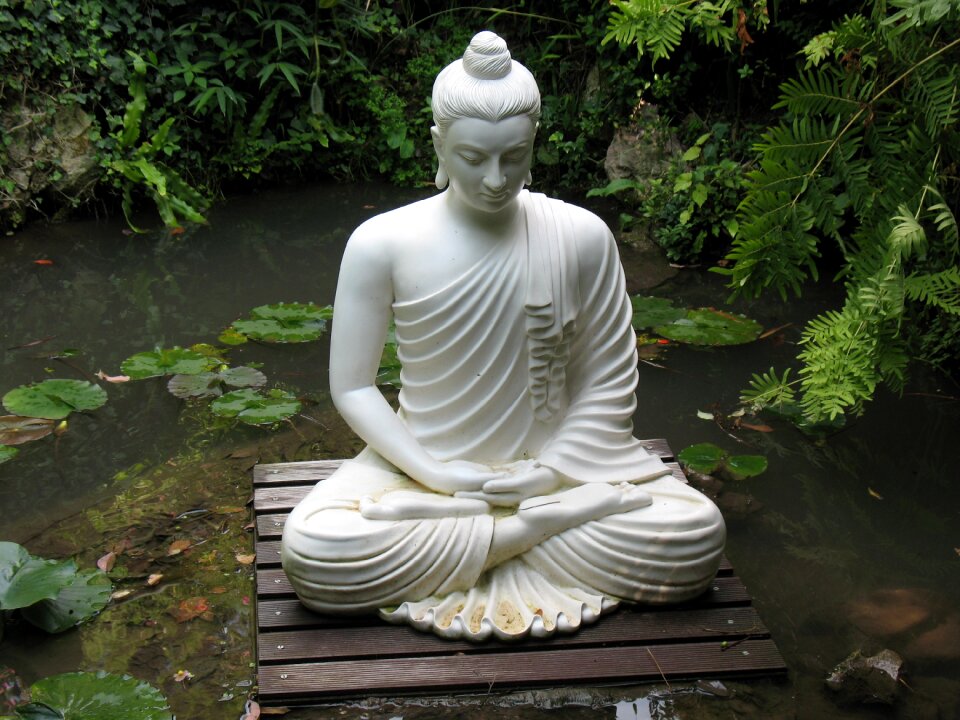 André-bright-garden gardone buddha