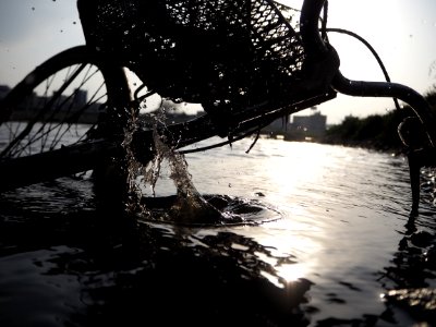 Tama river, Japan, Explosion