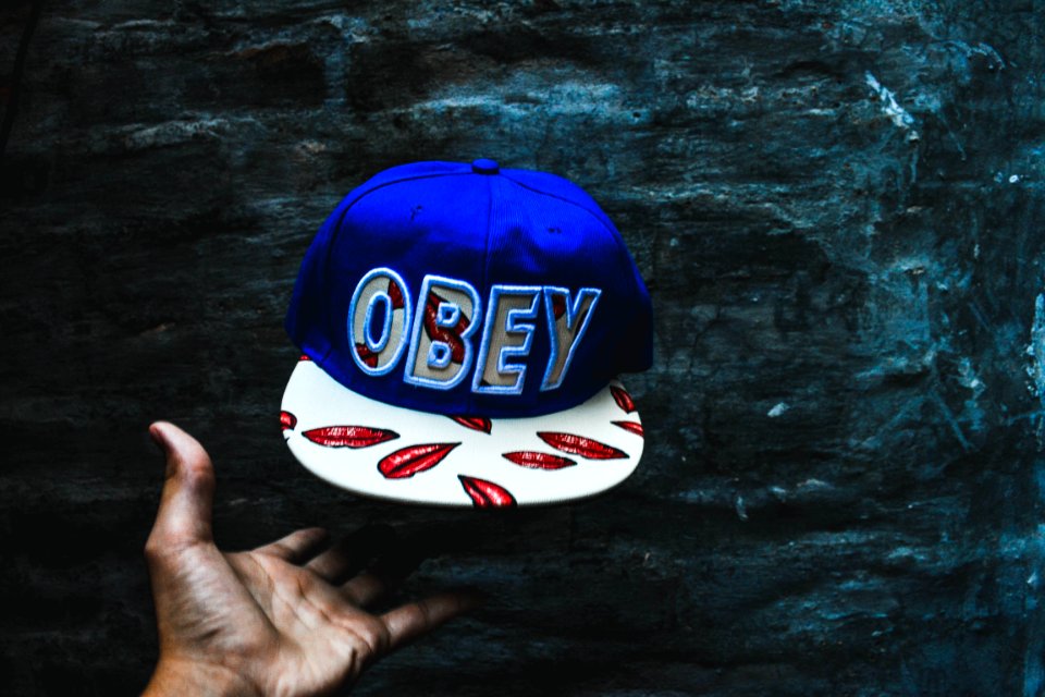 Argentina, Cap, Obey