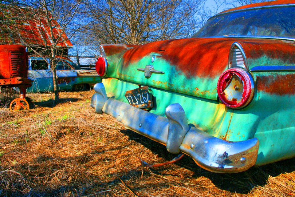 Car automobile vibrant