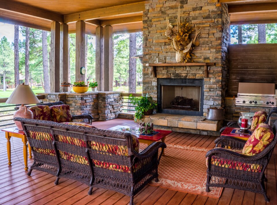 House furniture deck