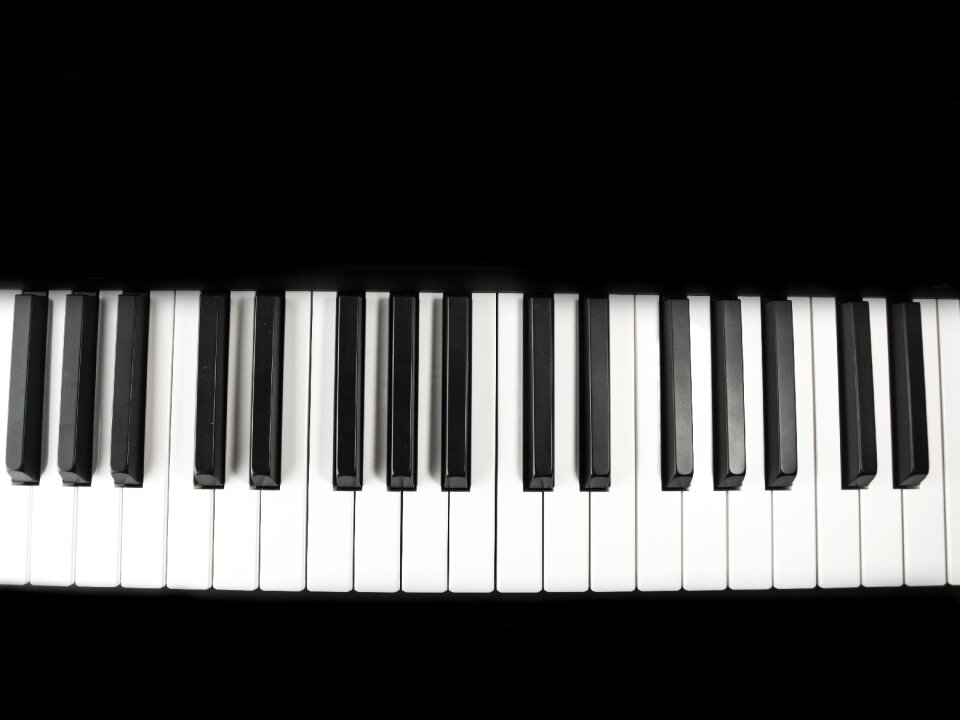 Music piano keyboard instrument