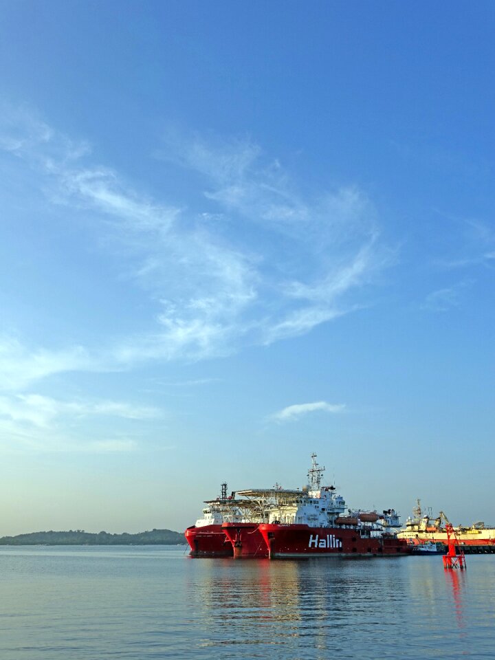 Water ship transportation
