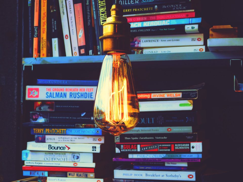 Dublin city, Irel, Lightbulb