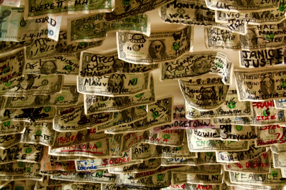 Alien, Desert, Dollars