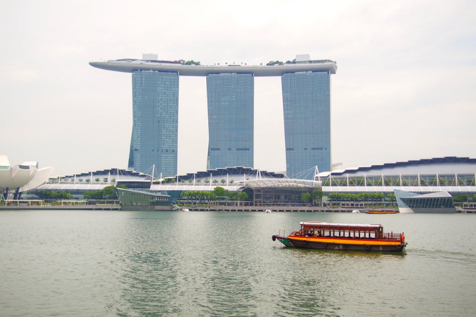 City, River, Building