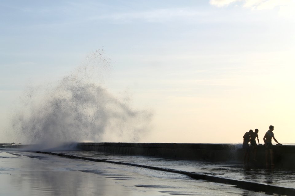 Cuba, Havana, Malecon