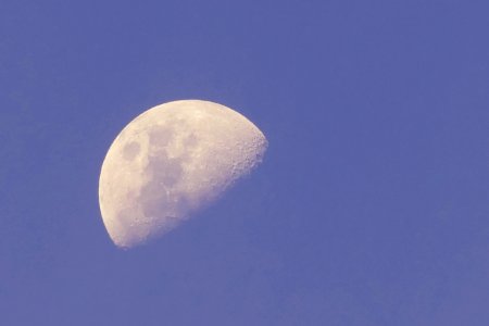 Crate, Moon, Space