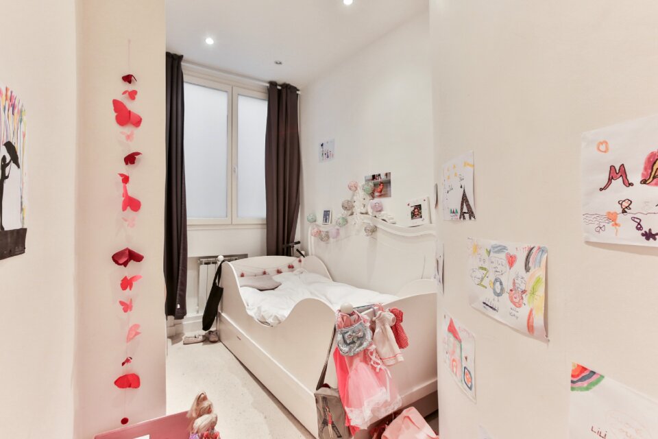 Child decoration white walls baby room
