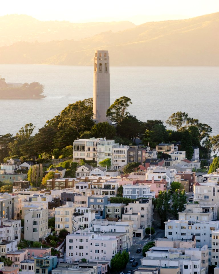 Coit tower, San francisco, United states photo