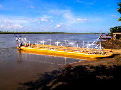 Colombia, Ro meta, Artesanal boat photo