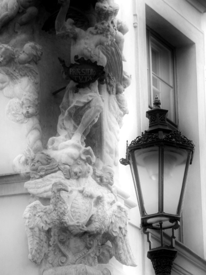 Sculpture, Prague, Black  white
