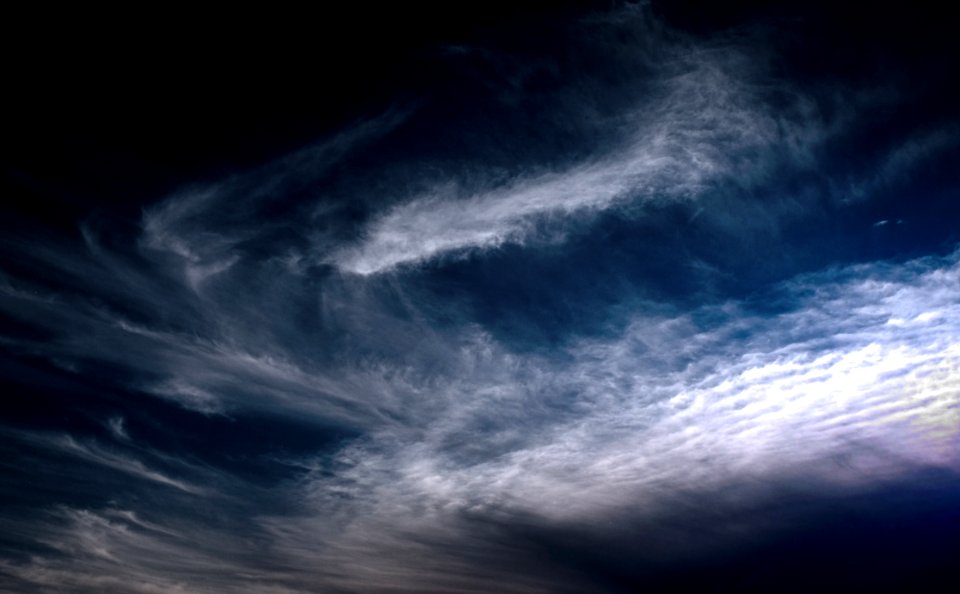 blue and white cloudy sky photo