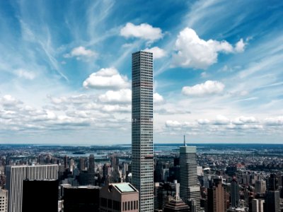 gray concrete high-rise building photo