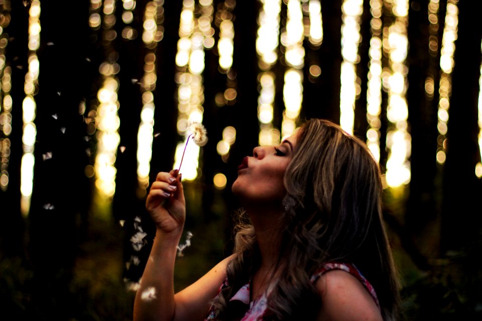 Woman, Girl, Blow