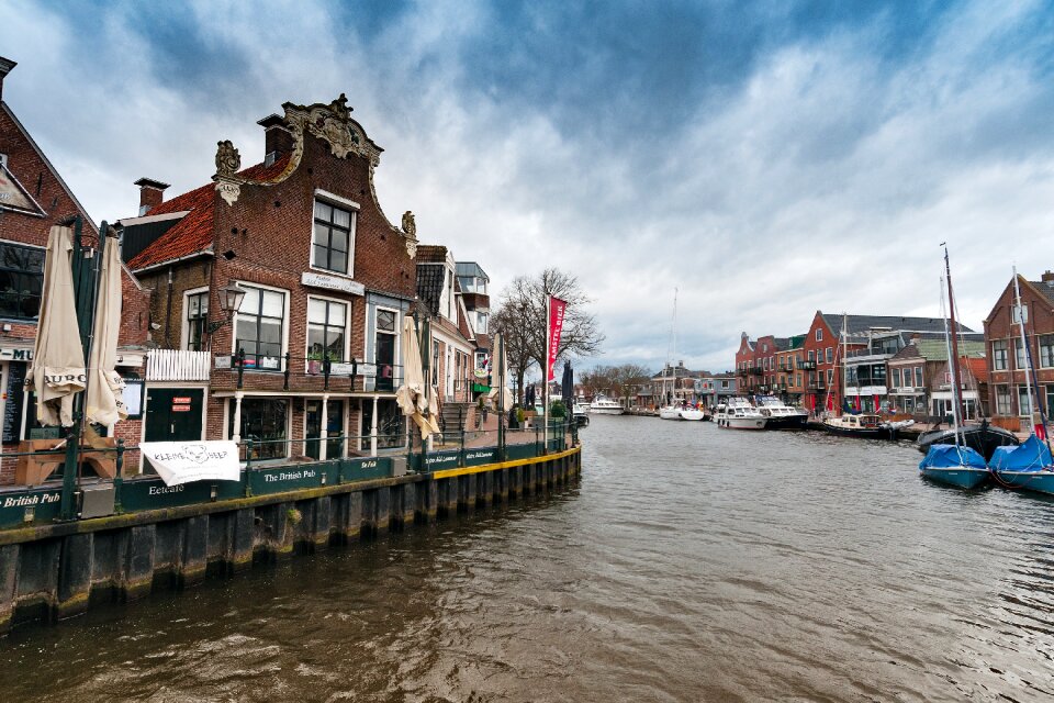 Holland channel blue