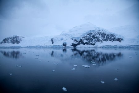 Antarctica, Neumar channel