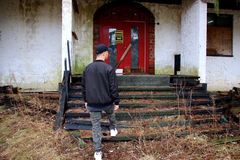 Collingwood, Canada, Trespassing