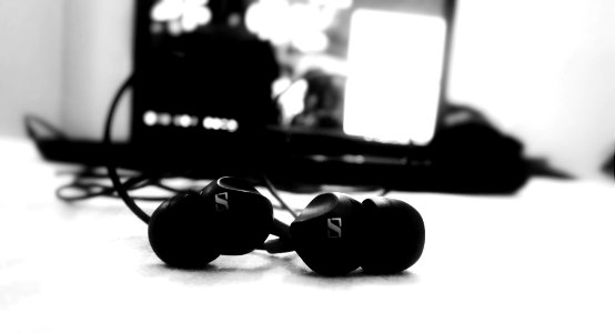 Home, Earphone photo