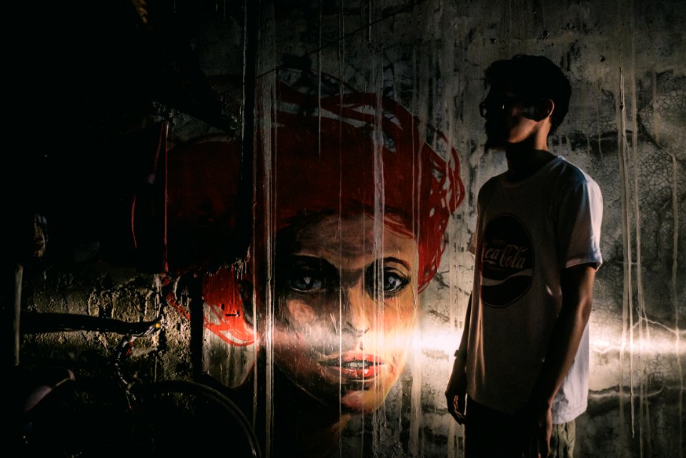 People, Paulogaviola, Paint