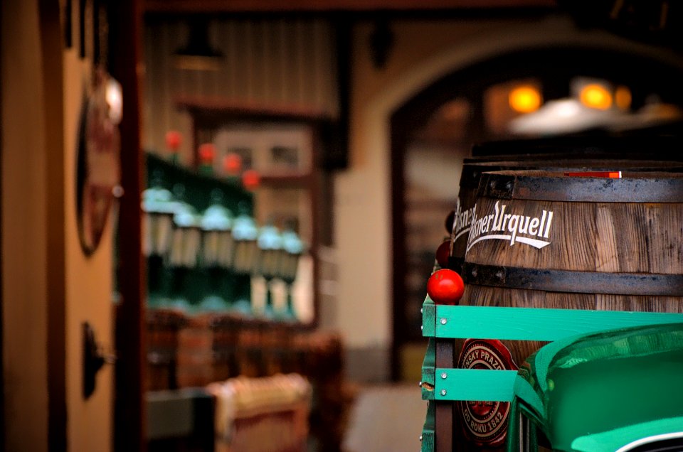Barrels, Restaurant, Beer